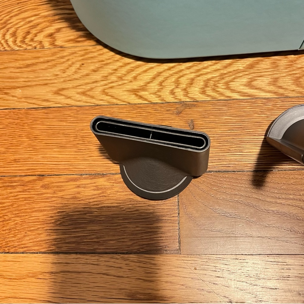 Dyson super sonic hairdryer attachments